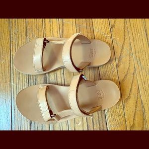 Teva Women Size 9 Leather Sandal Universal Slide